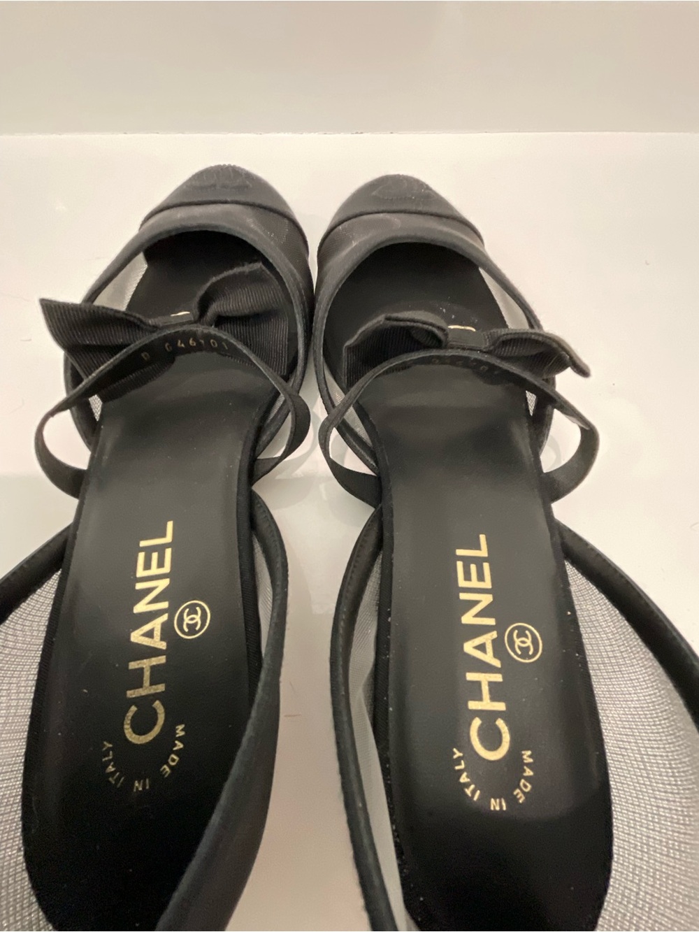**SOLD** 25B CHANEL Black Mesh Cap-Toe Bow Ballet Flats - Picture 6 of 6